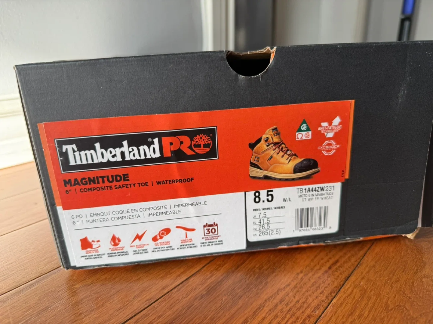 Timberland PRO Magnitude 6" Safety Boots - Size 8.5 image indicator(3)