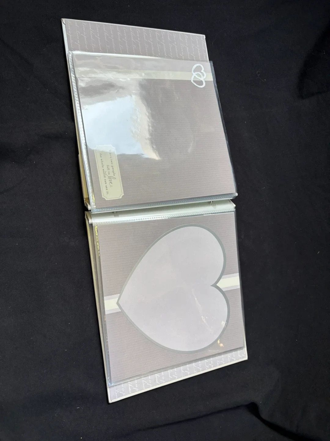 Hallmark Love Instant Scrapbook - New image indicator(7)