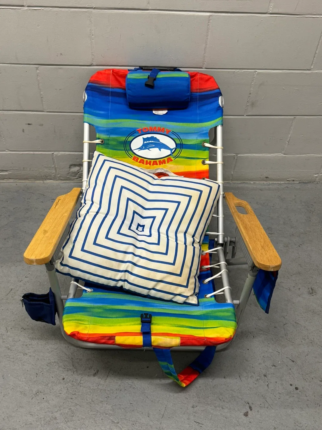 Tommy Bahama Beach Chair image indicator(2)