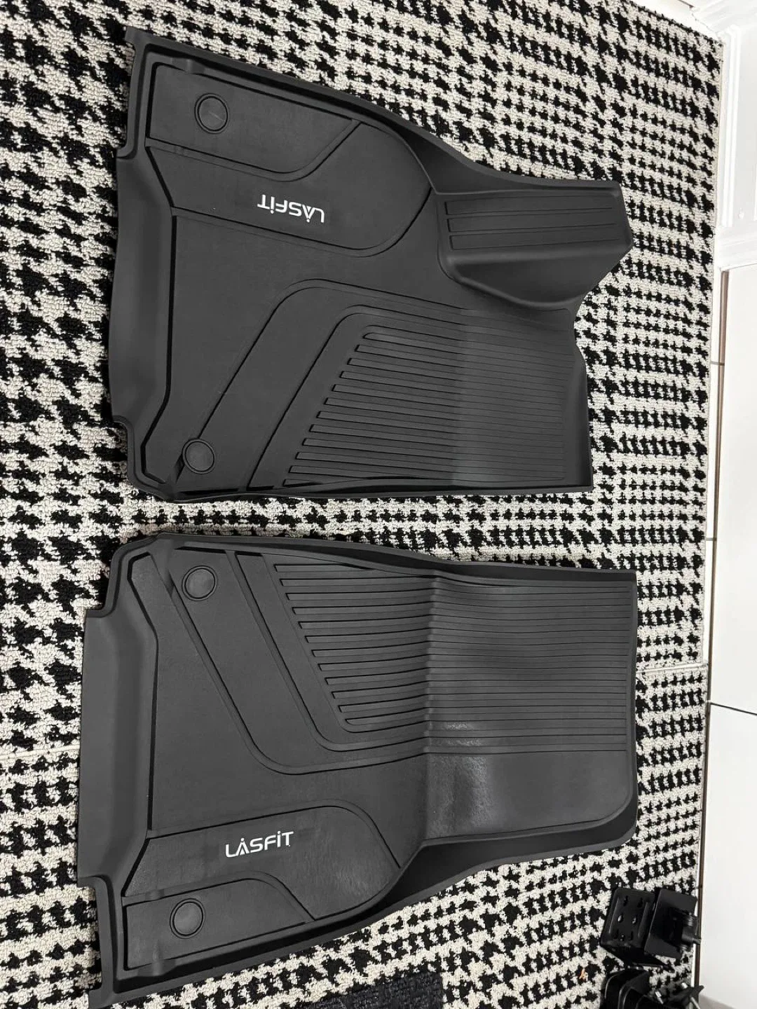 LASFIT 6PC Premium Floor Mats for Tesla Model Y (2020–2025) image indicator(6)