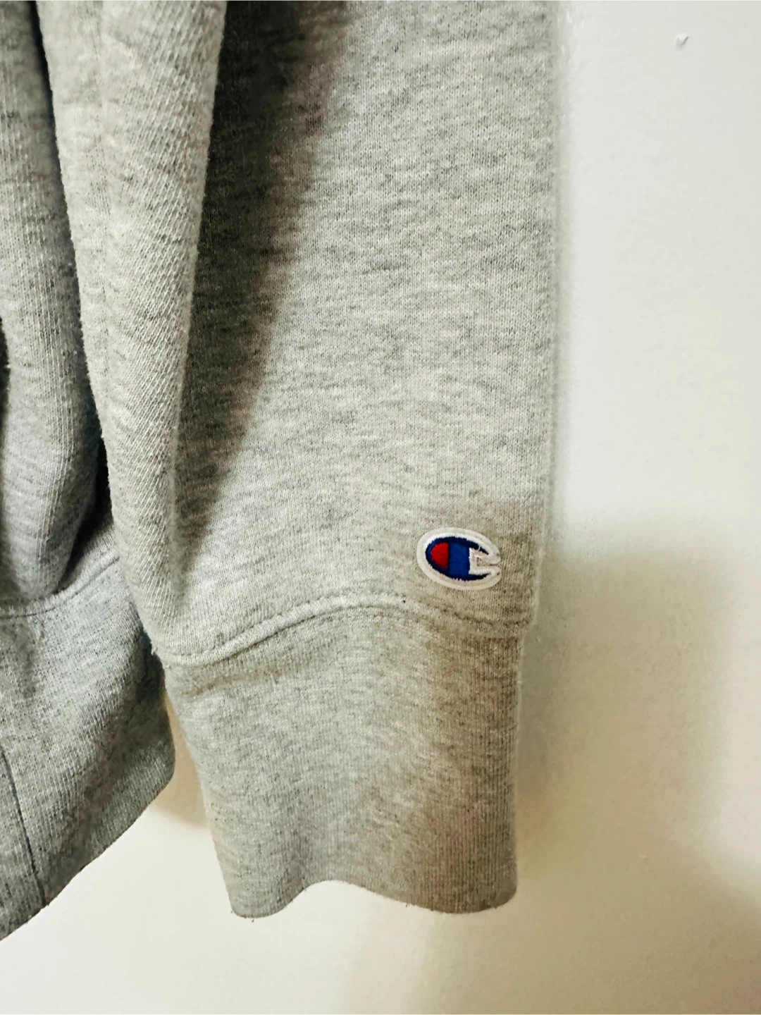 Champion Grey Hoodie - Size M - photo 2