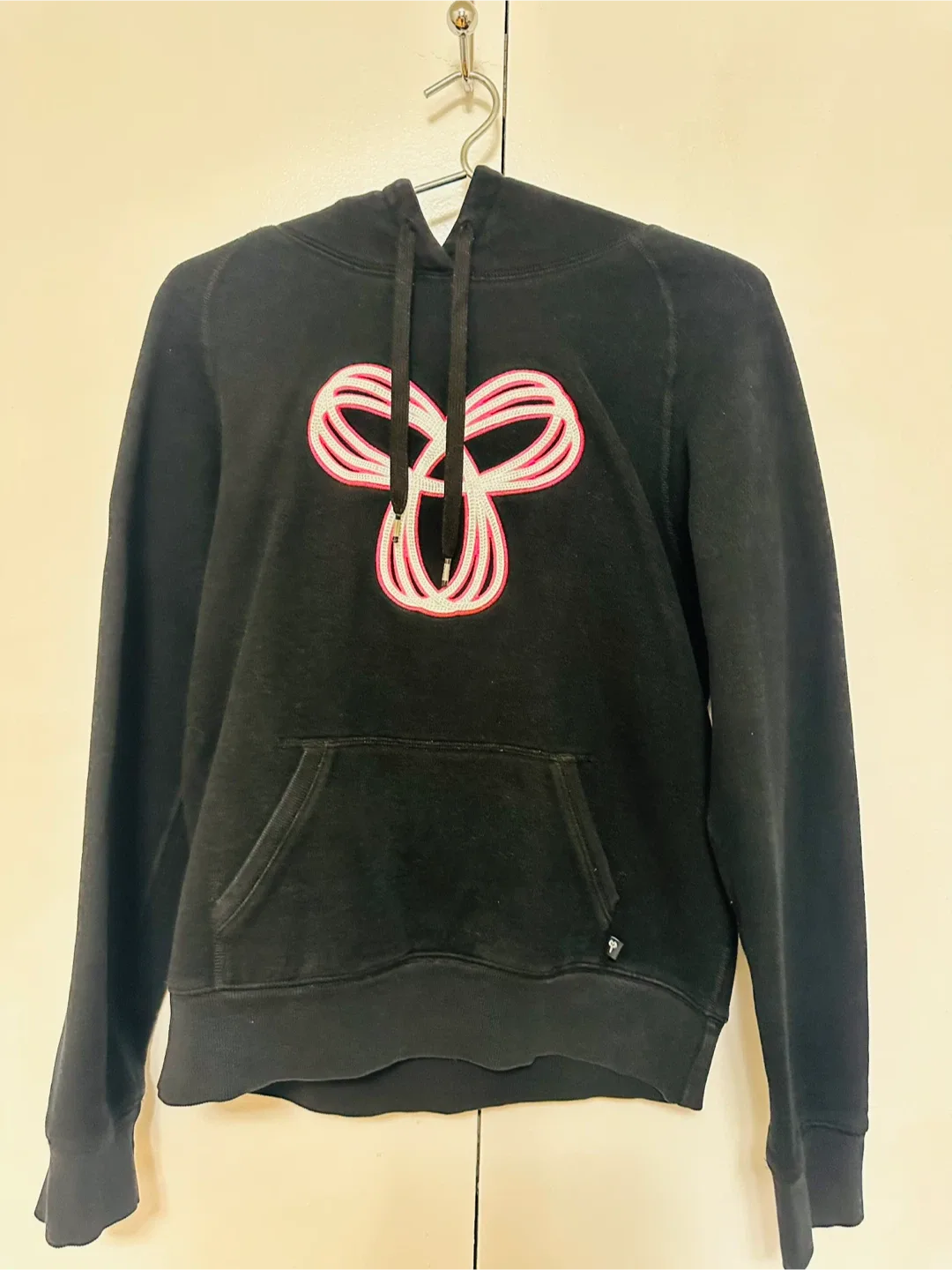 TNA Black Hoodie - Size Medium image indicator(2)