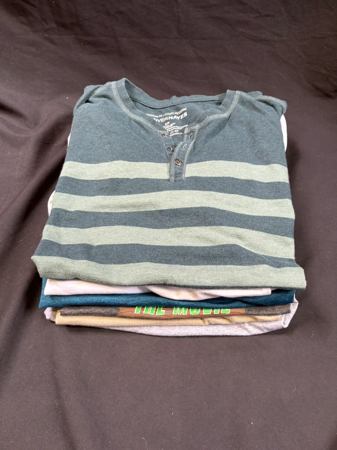 6 Men's Shirts - Size S image indicator(2)