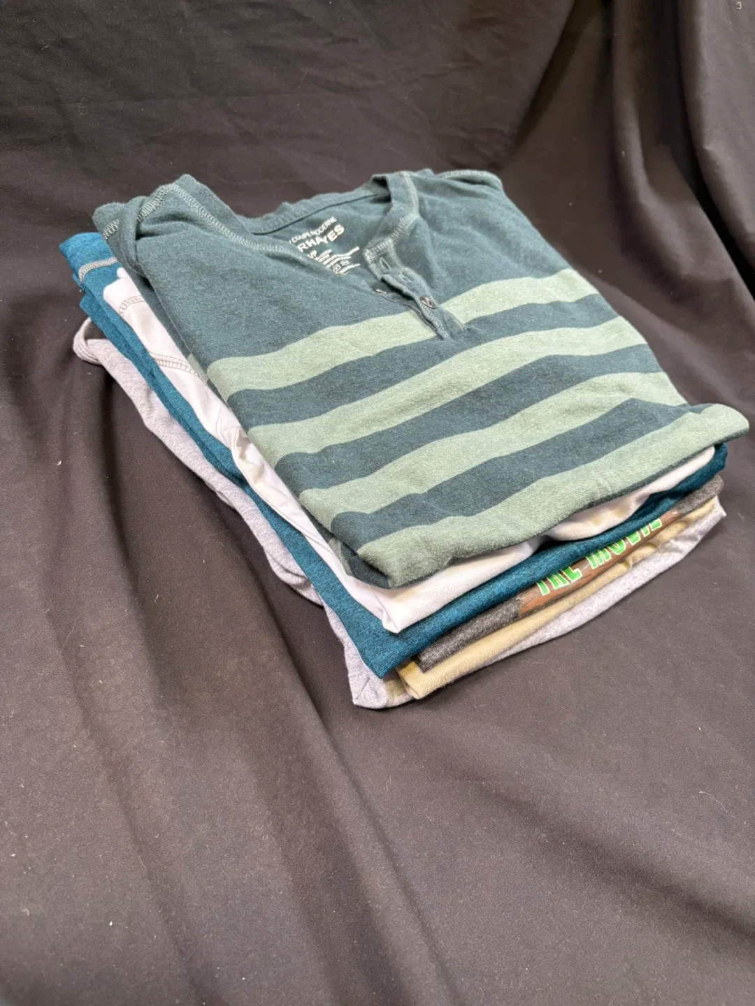 6 Men's Shirts - Size S image indicator(5)