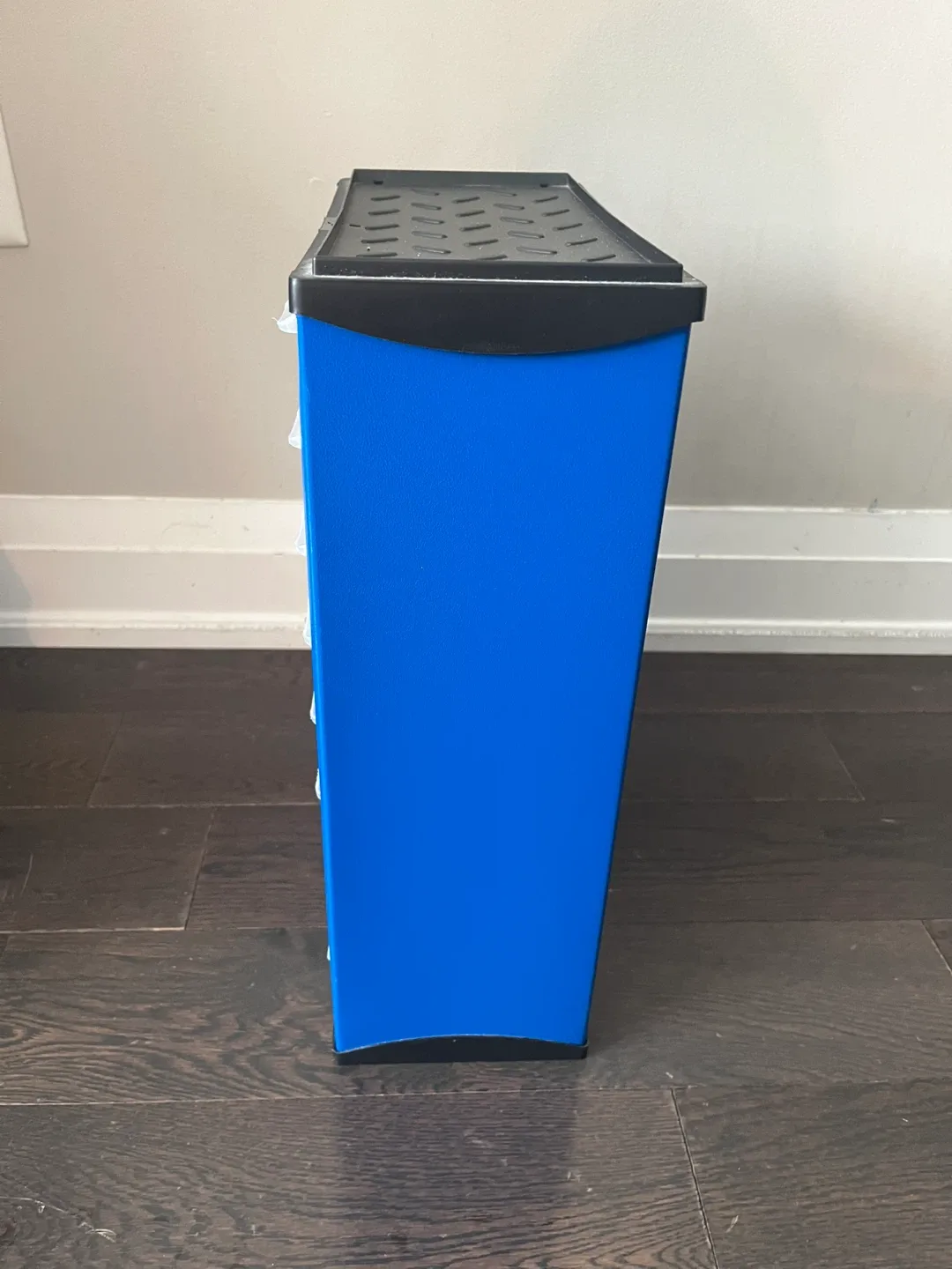 Mastercraft 39-Drawer Storage Cabinet image indicator(2)