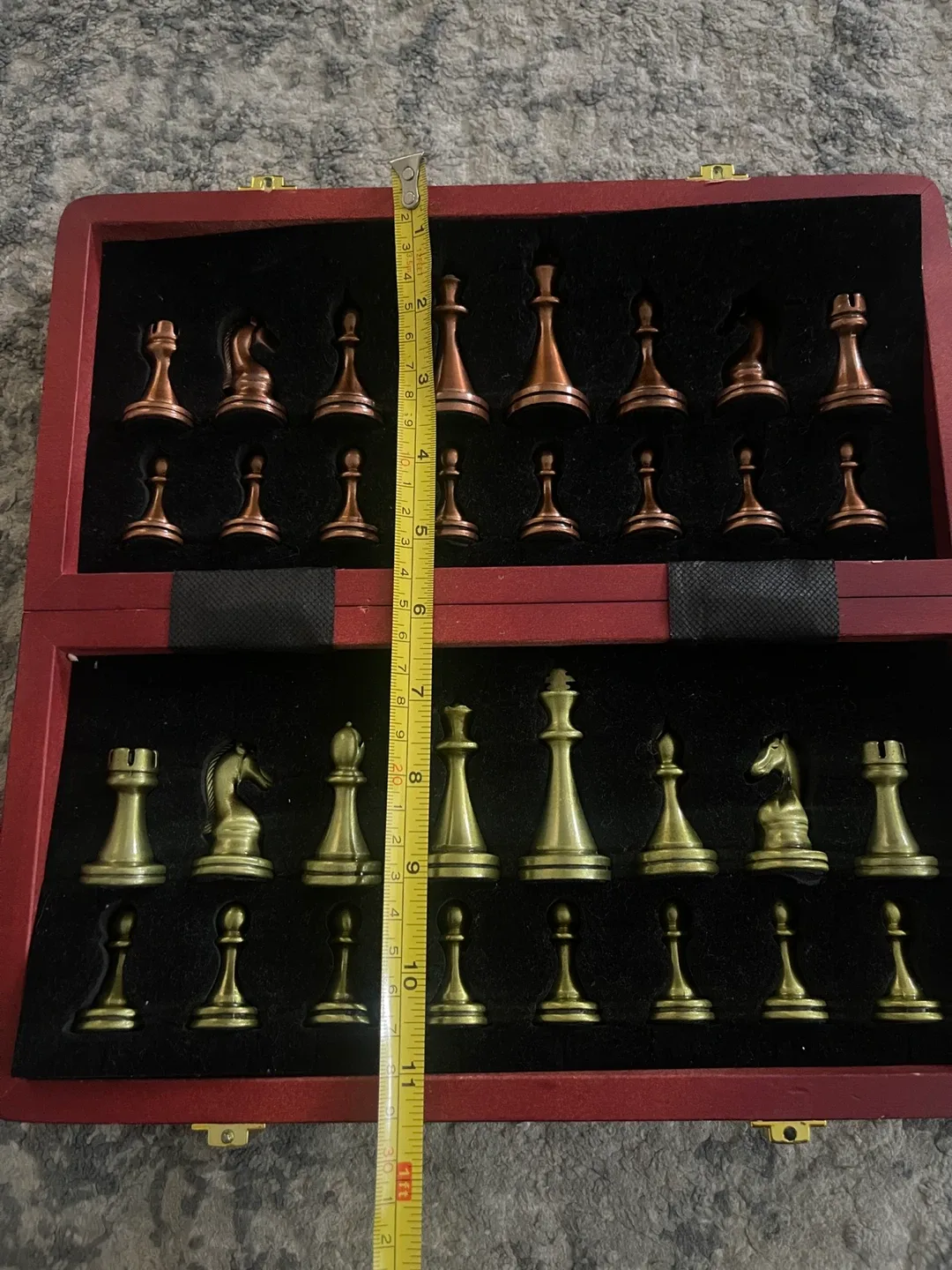 Brass Chess Set with Wooden Case image indicator(3)