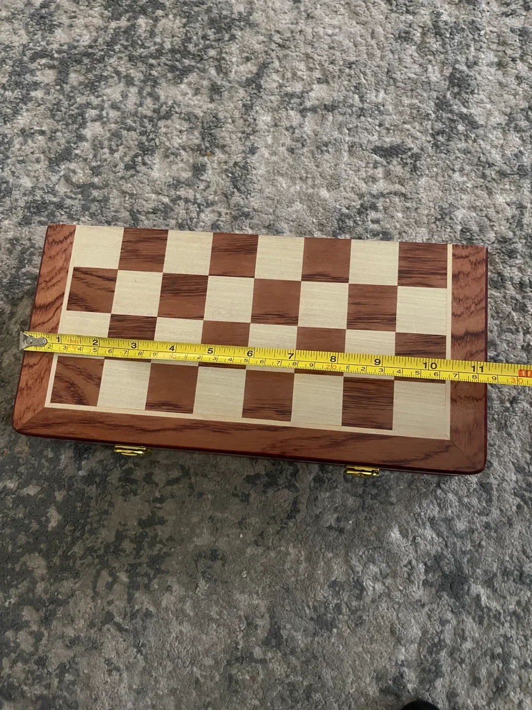 Brass Chess Set with Wooden Case image indicator(6)