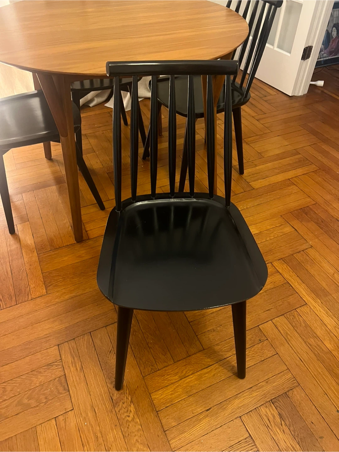 Round Wooden Dining Table with 4 Black Chairs - photo 2
