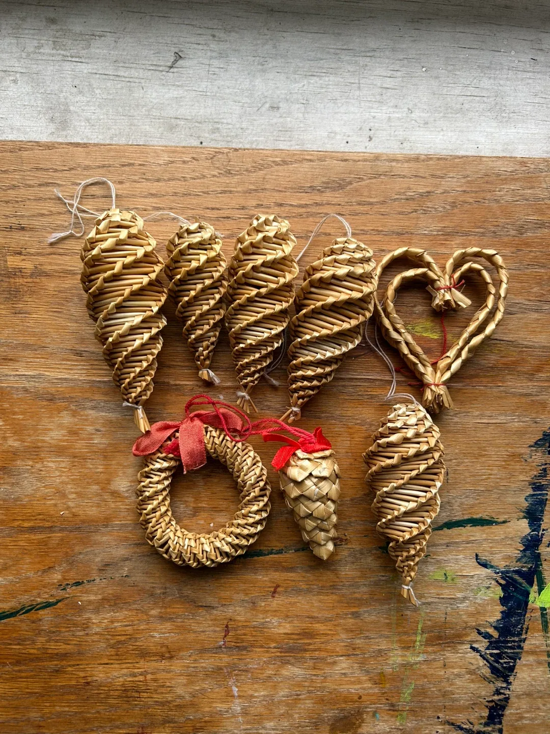Handmade Straw Christmas Ornaments thumbnail