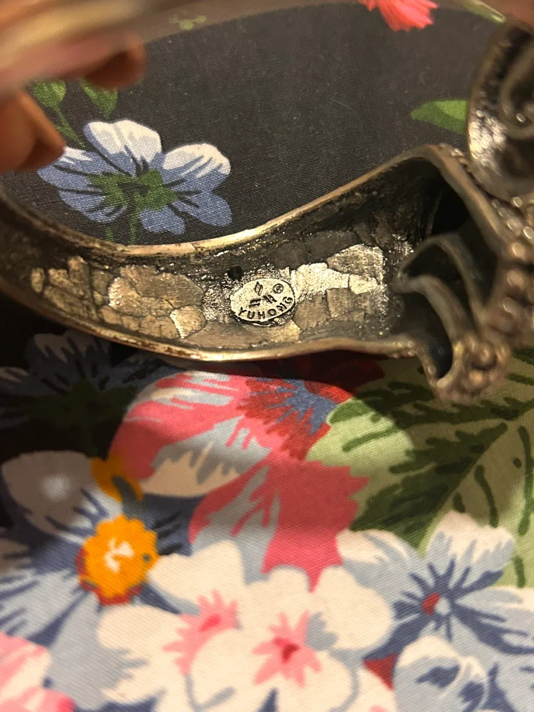 YUHONG Leopard Bangle Bracelet image indicator(2)