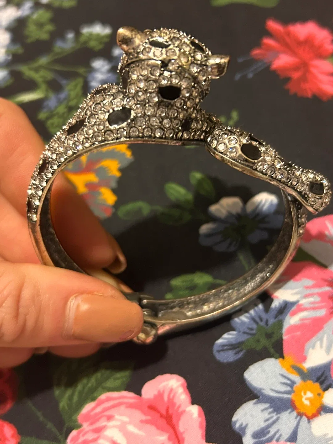 YUHONG Leopard Bangle Bracelet image indicator(8)