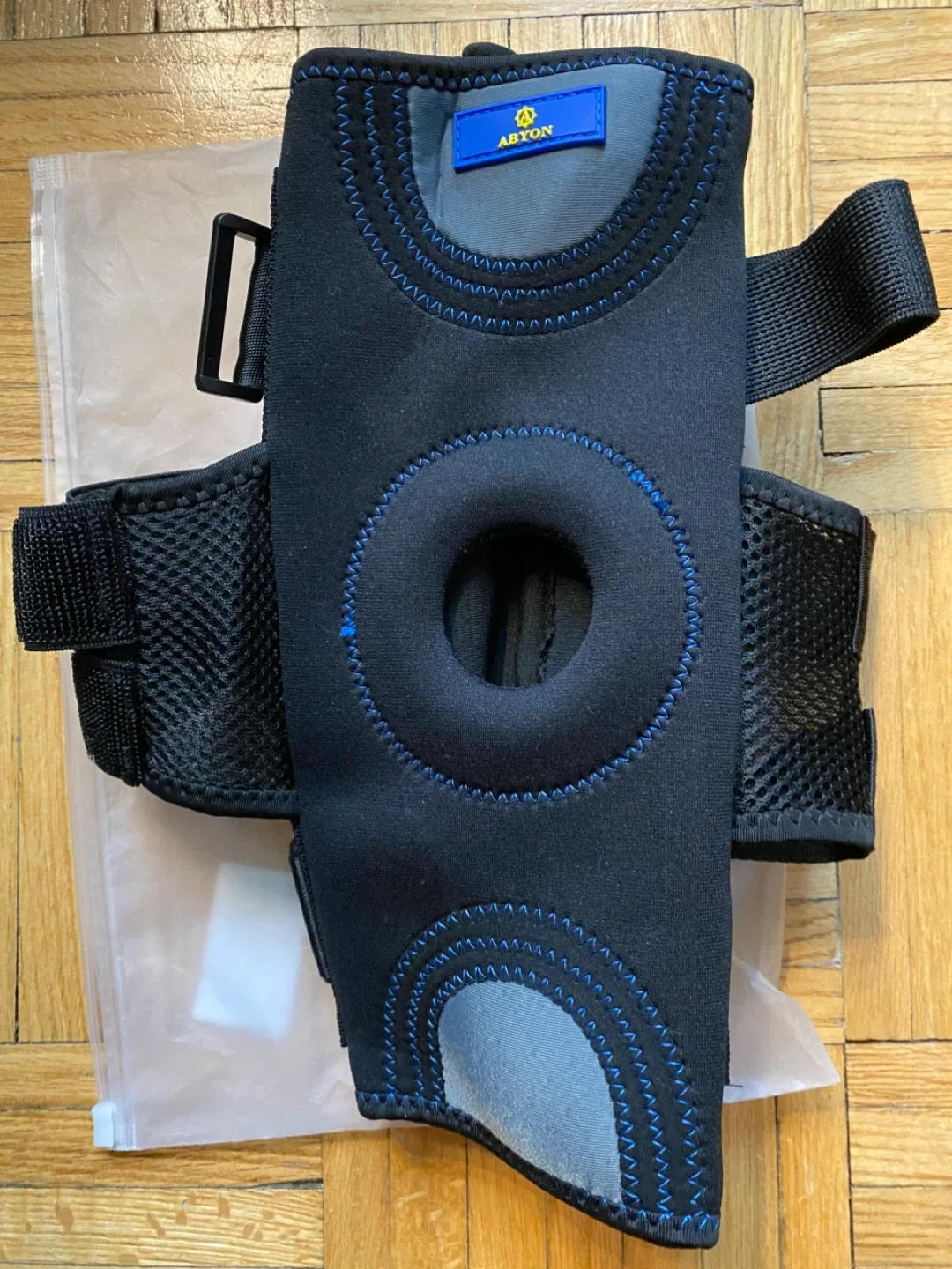 Ayton Knee Brace - XL thumbnail