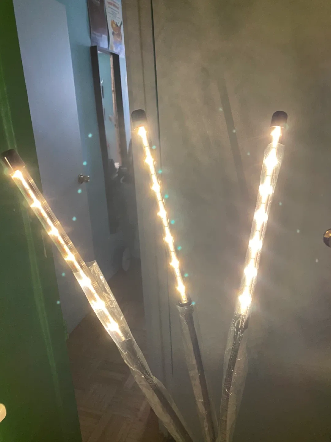 LED Grow Light with Clip thumbnail