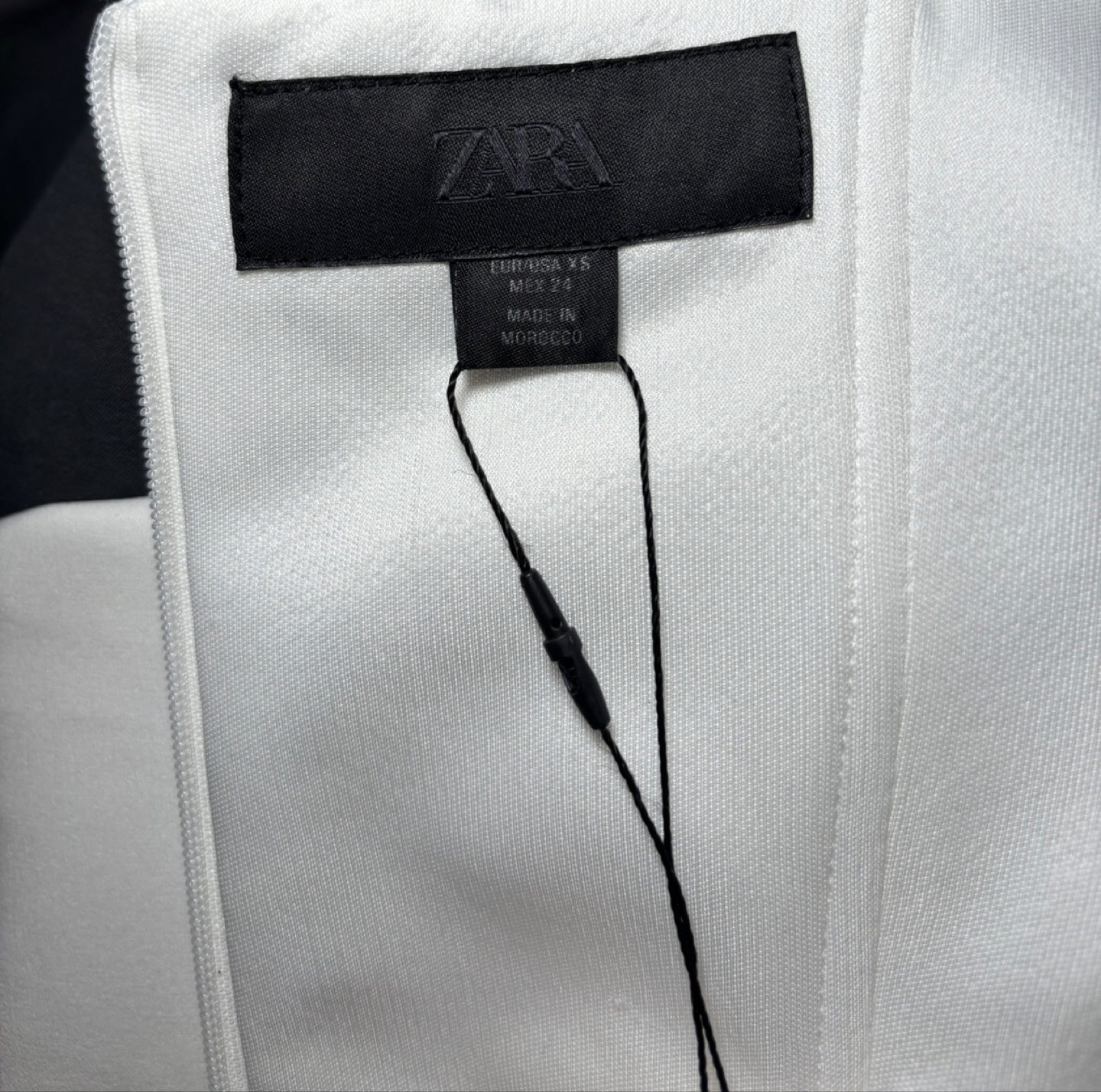 Zara White Mini Dress - Size XS - with tag! - photo 5