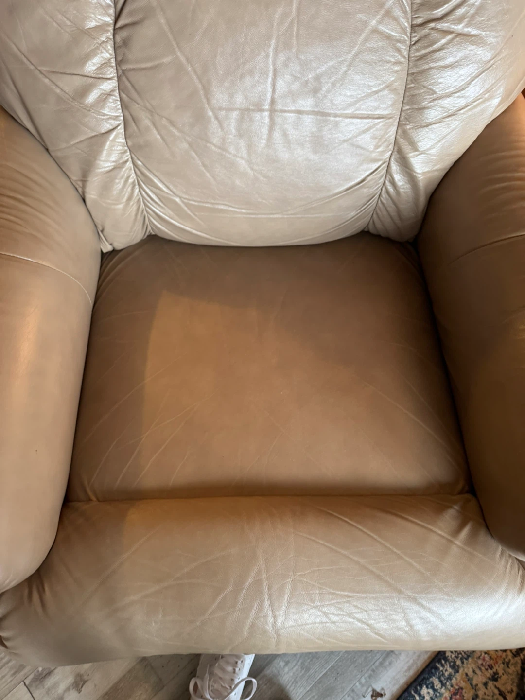 Beige Leather Recliner Chair - photo 5