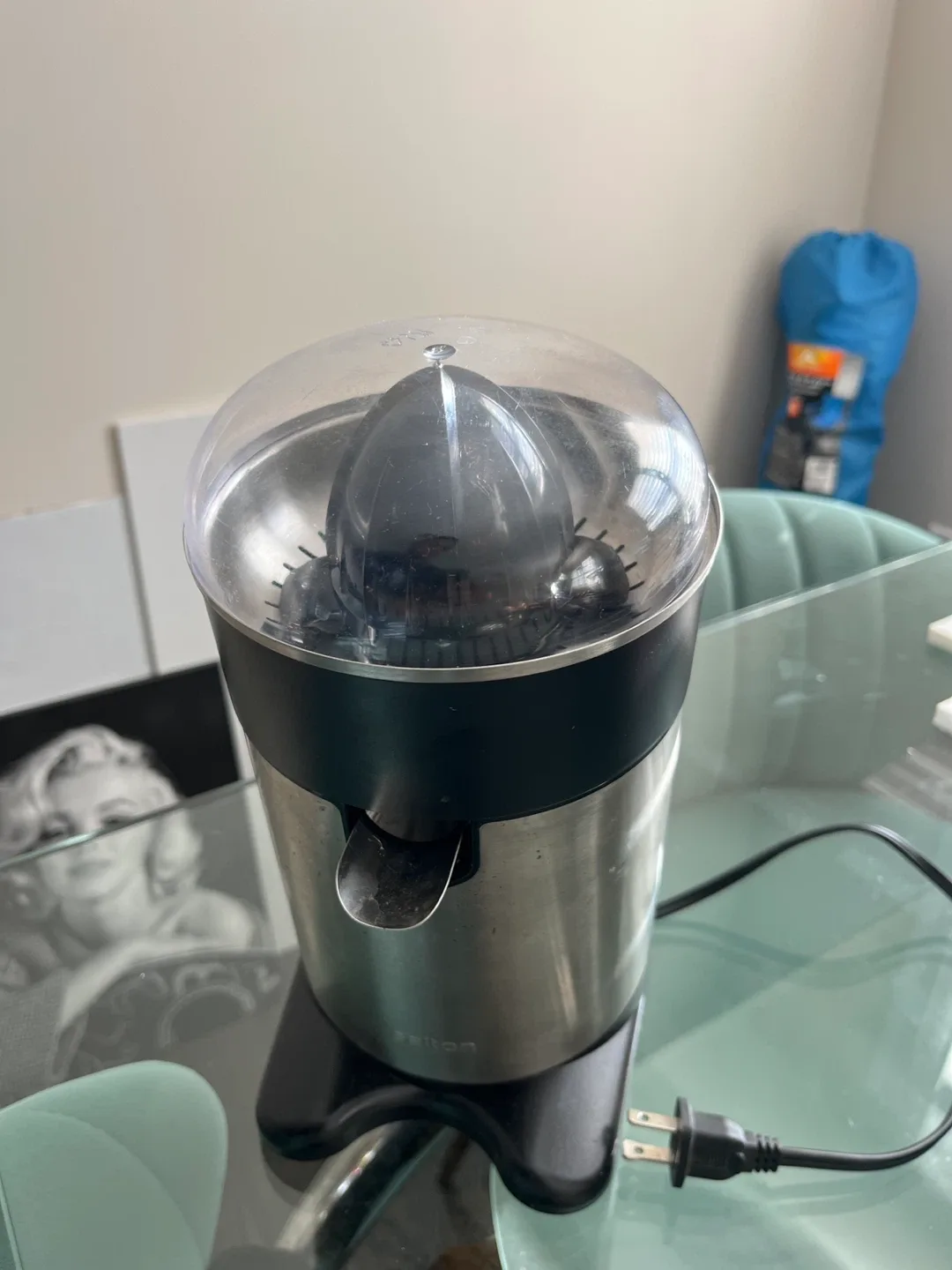 Salton Citrus Juicer