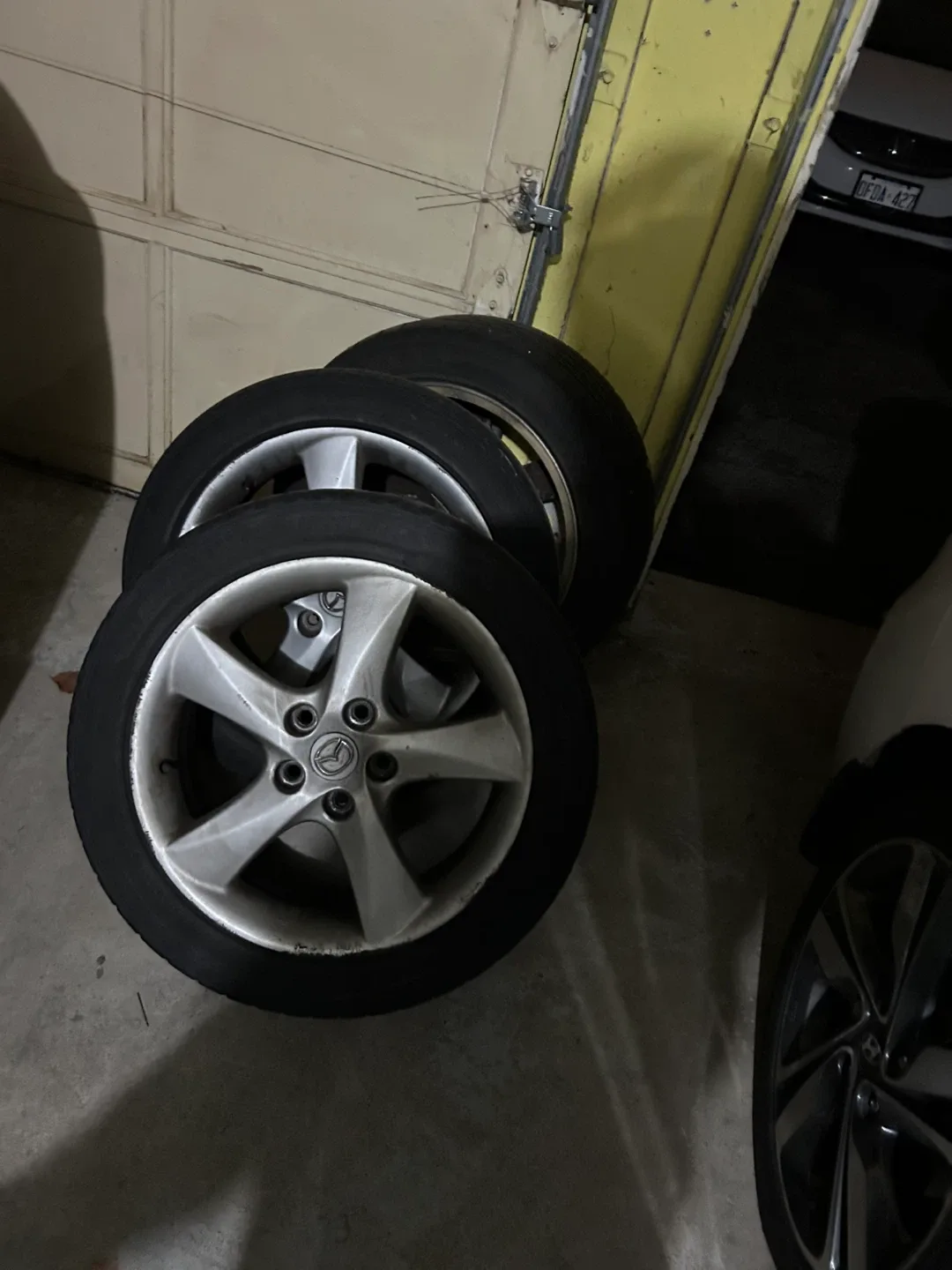 Set of 4 Mazda/Hyundai Rims with Tires - 215/50R17 image indicator(6)