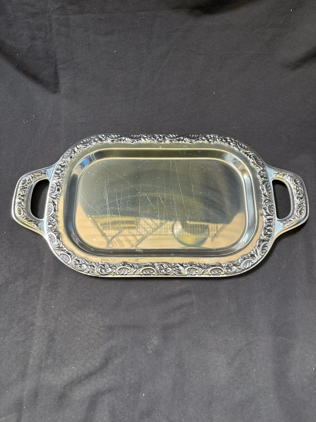 Silver Plated Serving Tray with Handles image indicator(2)