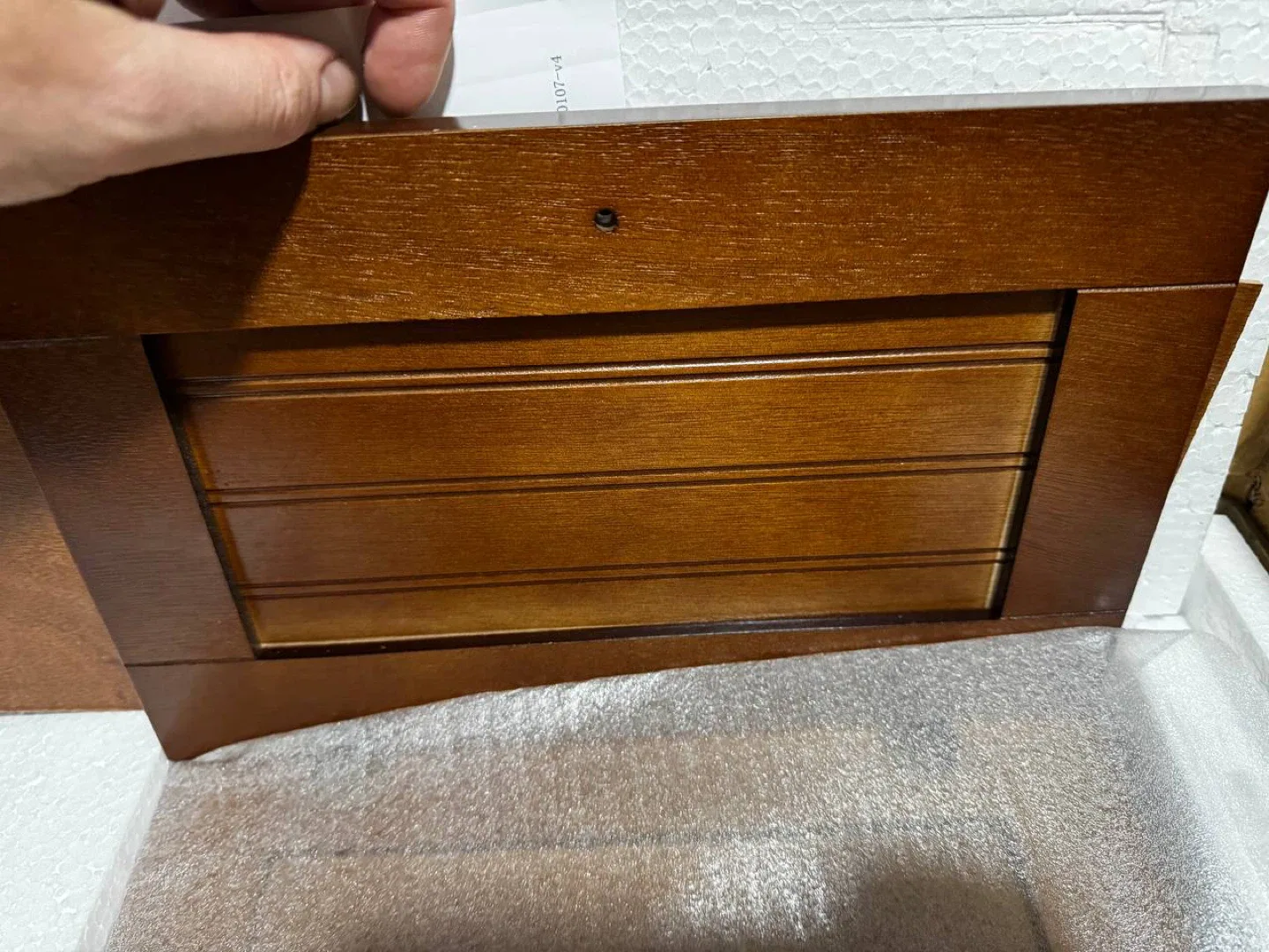 🪵 Treocho Wood Wall Cabinet – Reddish Brown – New in Box 🪵 image indicator(9)