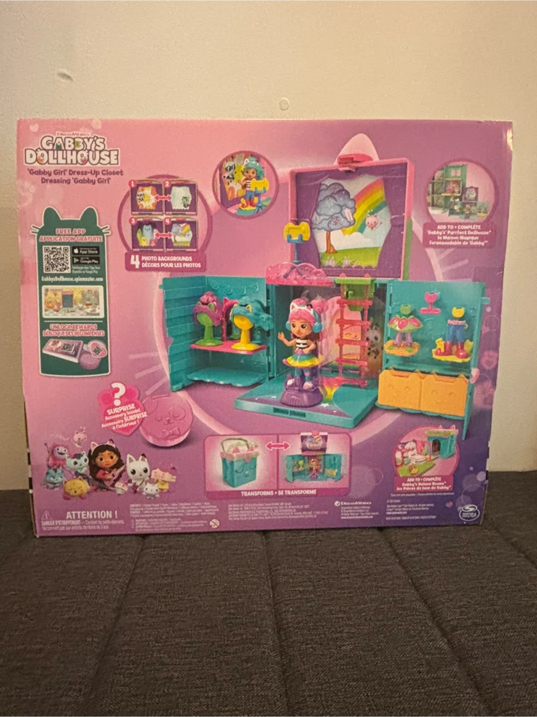 Gabby's Dollhouse Dress-Up Closet image indicator(2)