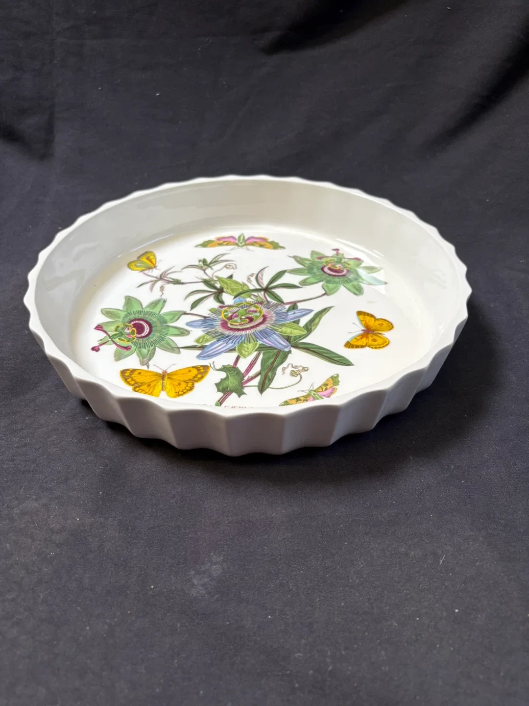 Royal Botanic Garden Round Baker Dish image indicator(2)