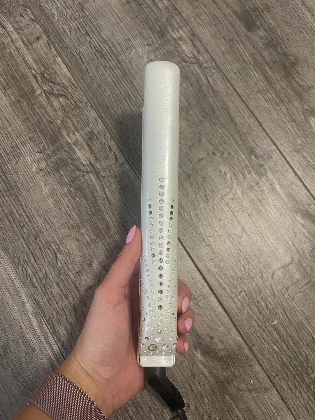 CHI White Flat Iron with Rhinestones image indicator(2)