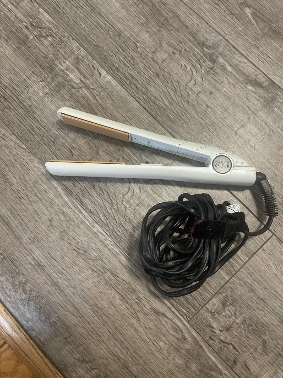 CHI White Flat Iron with Rhinestones image indicator(3)