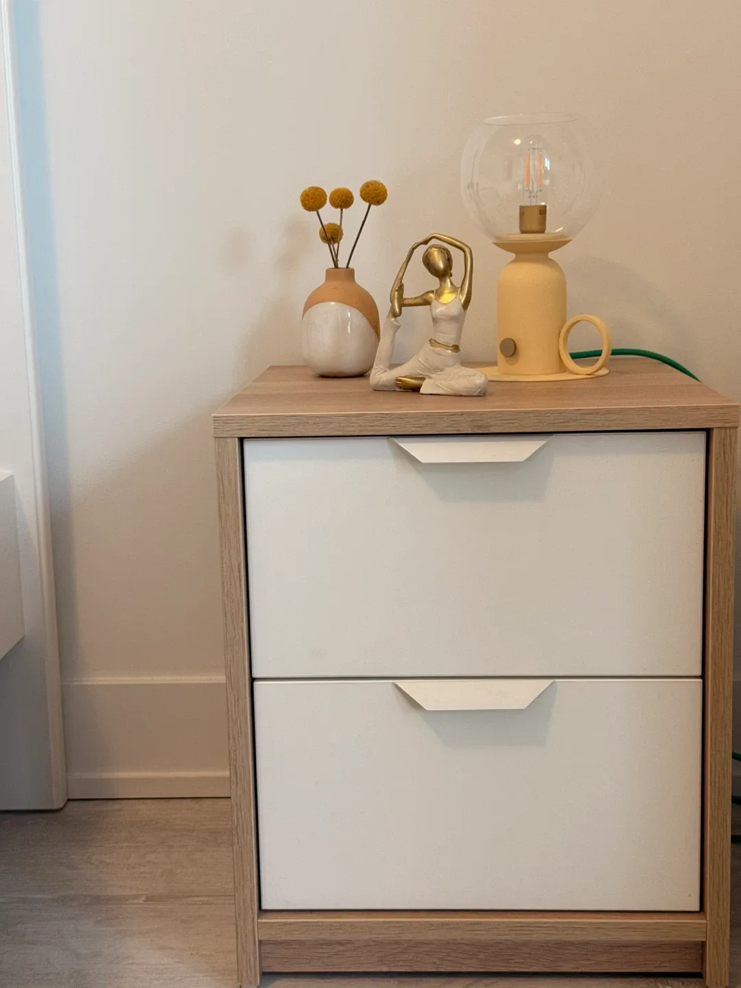 Oak & White 2-Drawer Nightstand