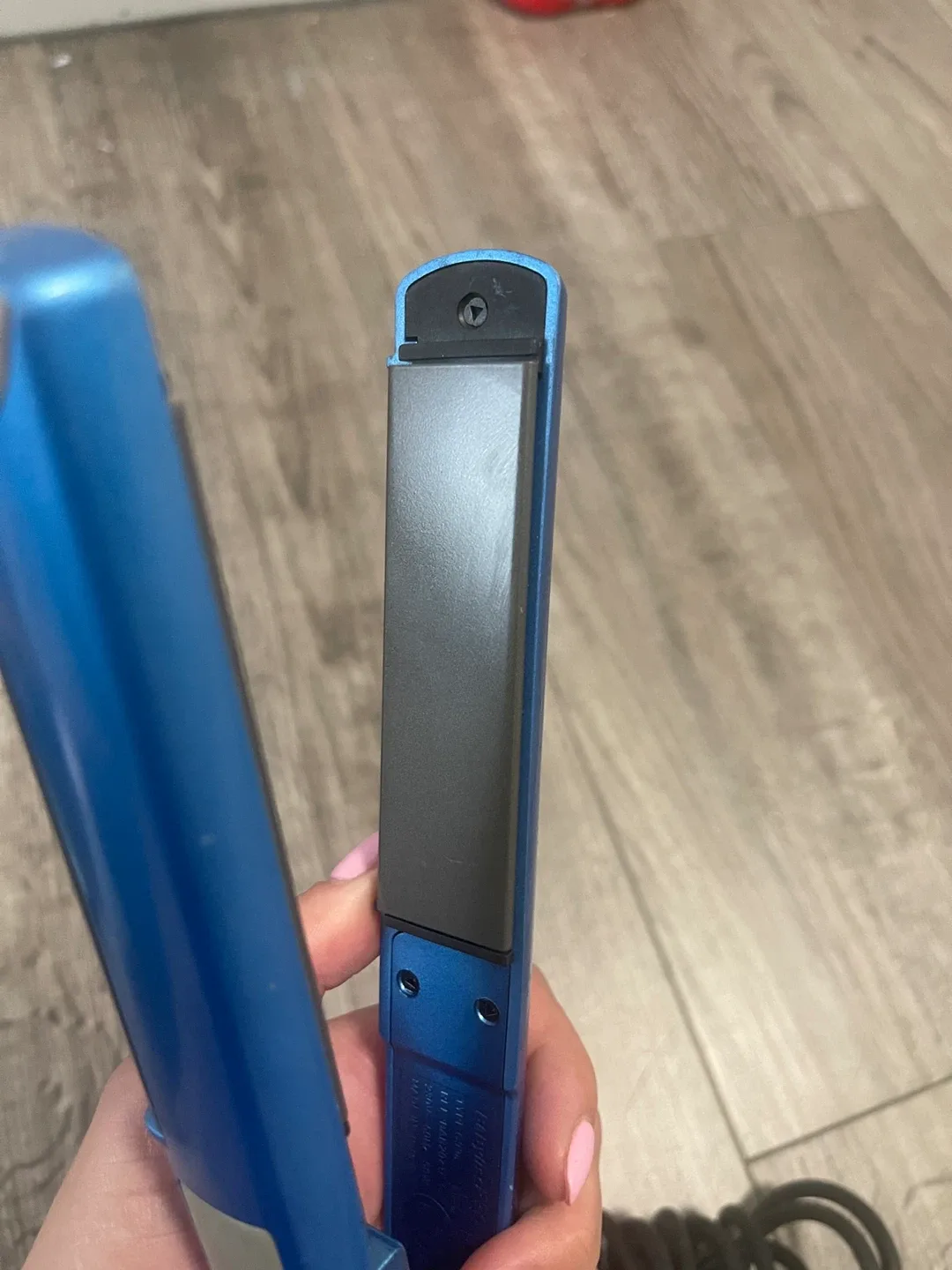 BabylissPRO Nano Titanium Straightening Iron image indicator(4)