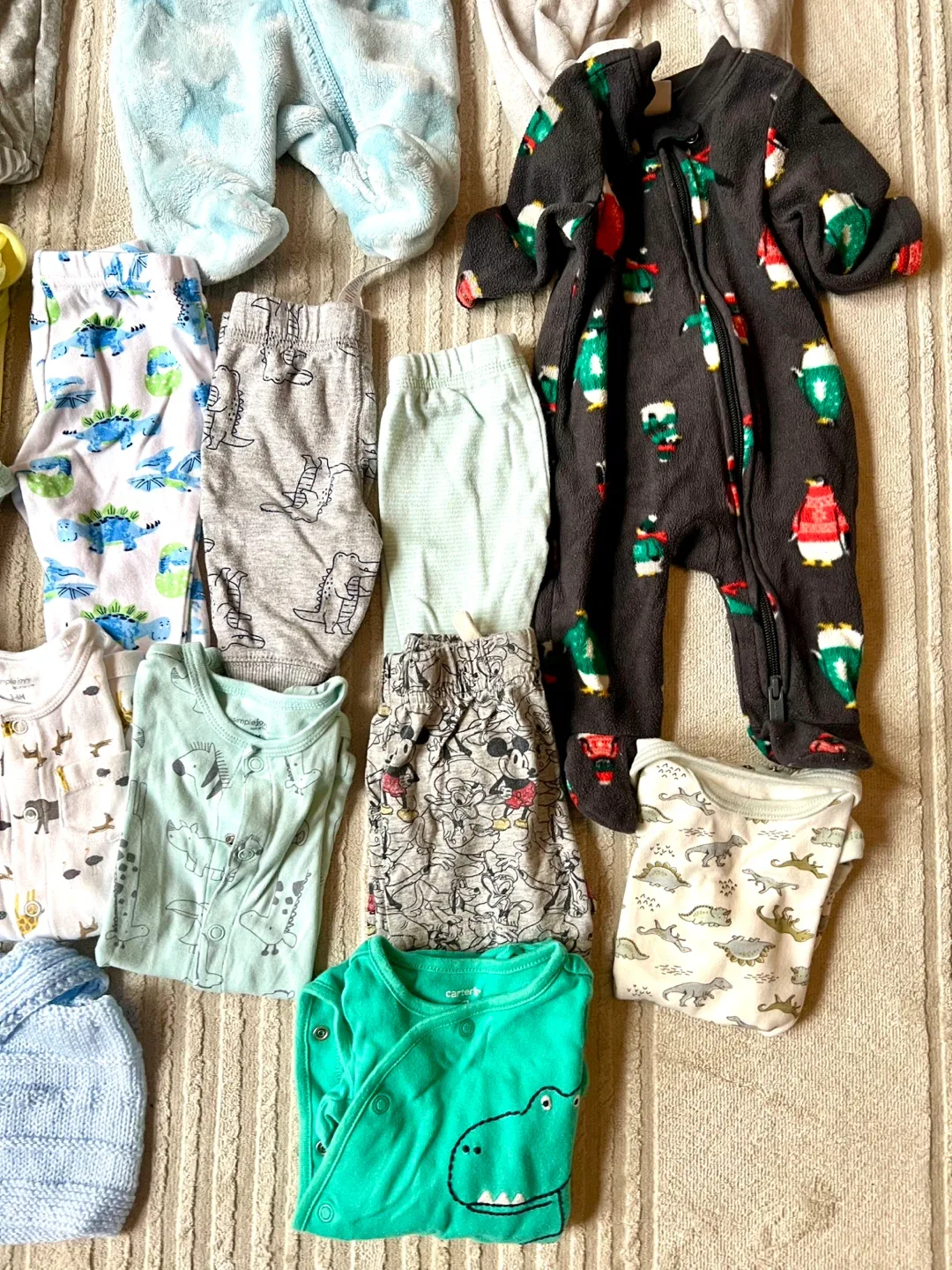 Baby Clothes Bundle (0-3 Months) image indicator(2)