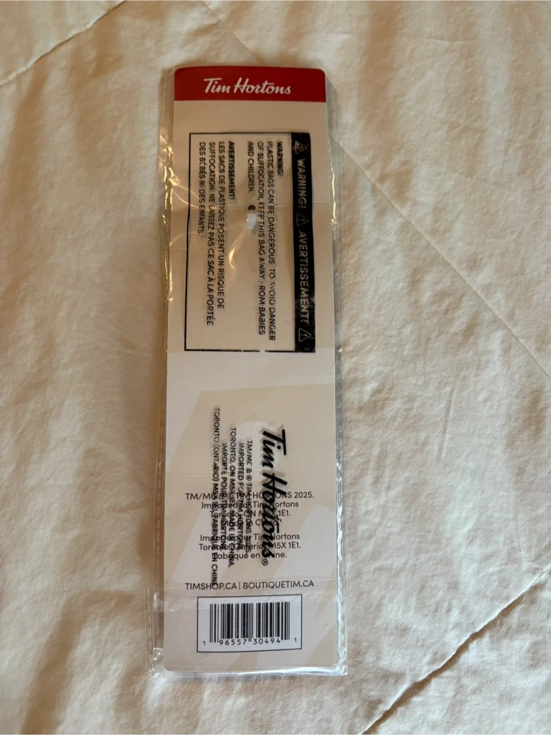 BRAND NEW! Tim Hortons - Bear Silicone Keychain image indicator(4)