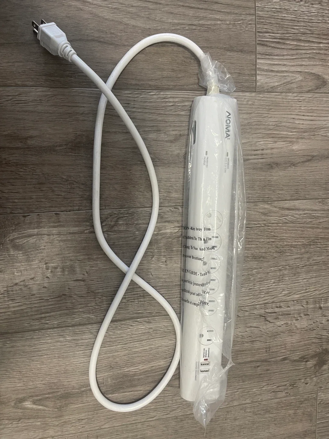 Noma Power Bar Surge Protector - White image indicator(3)