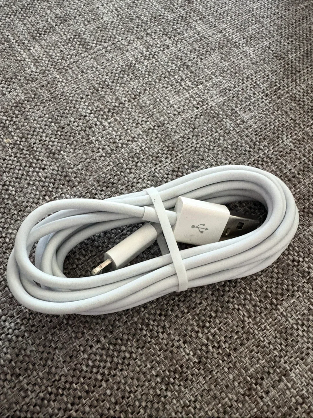 Apple Lightning to USB Cable new image indicator(2)