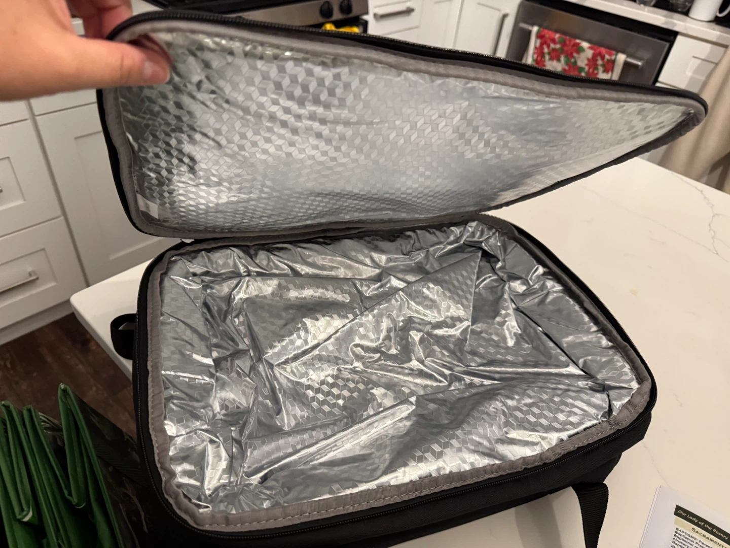 Luncia Insulated Lunch Bag - Black - photo 3