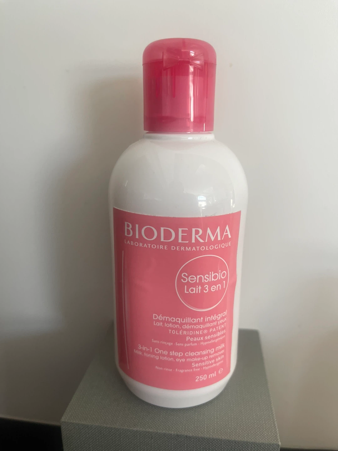 REDUCED - Bioderma Sensibio Lait 3 en 1 Cleansing Milk 250 ml - photo 2