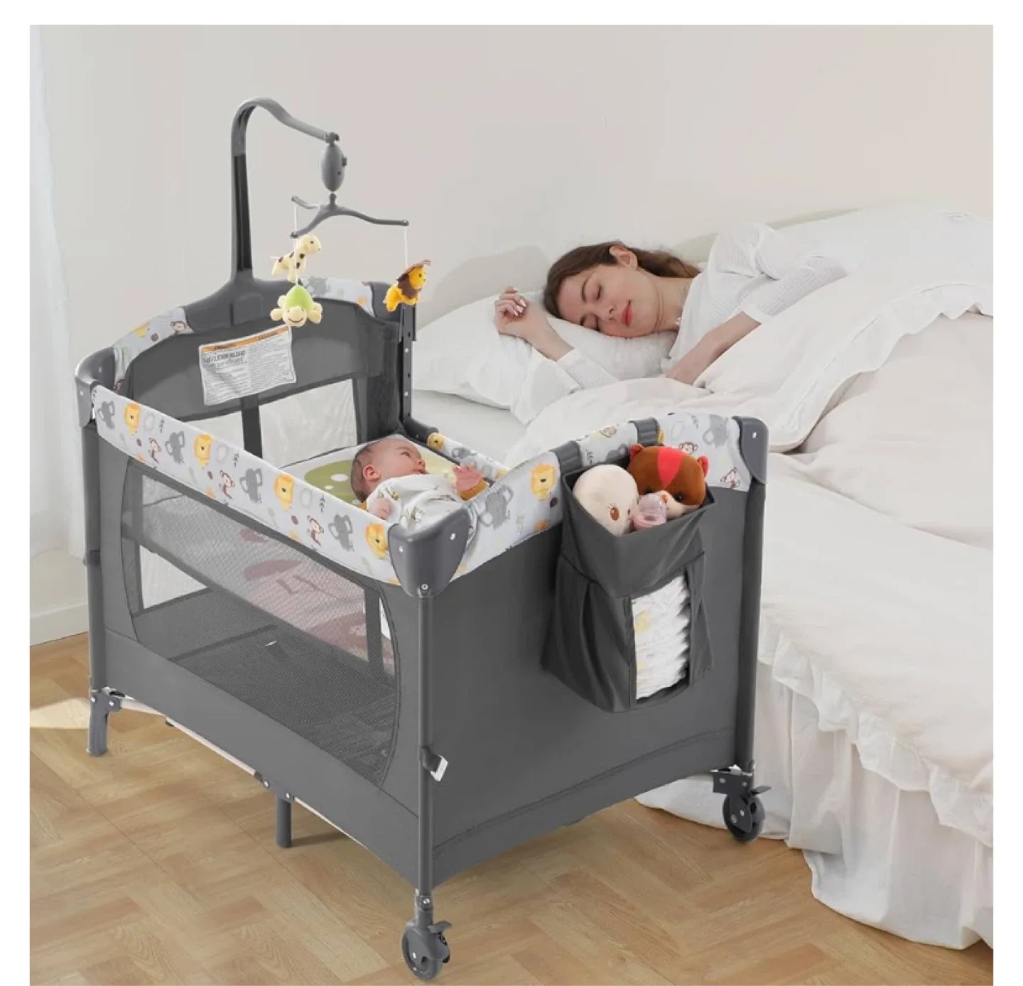 Baby bassinet/ crib/ changing table/ playpen/ bedside sleeper 🥕 image indicator(3)