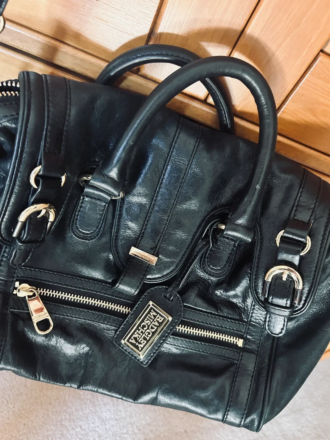 Badgley Mischka Black Leather handbag purse w crossbody strap image indicator(4)