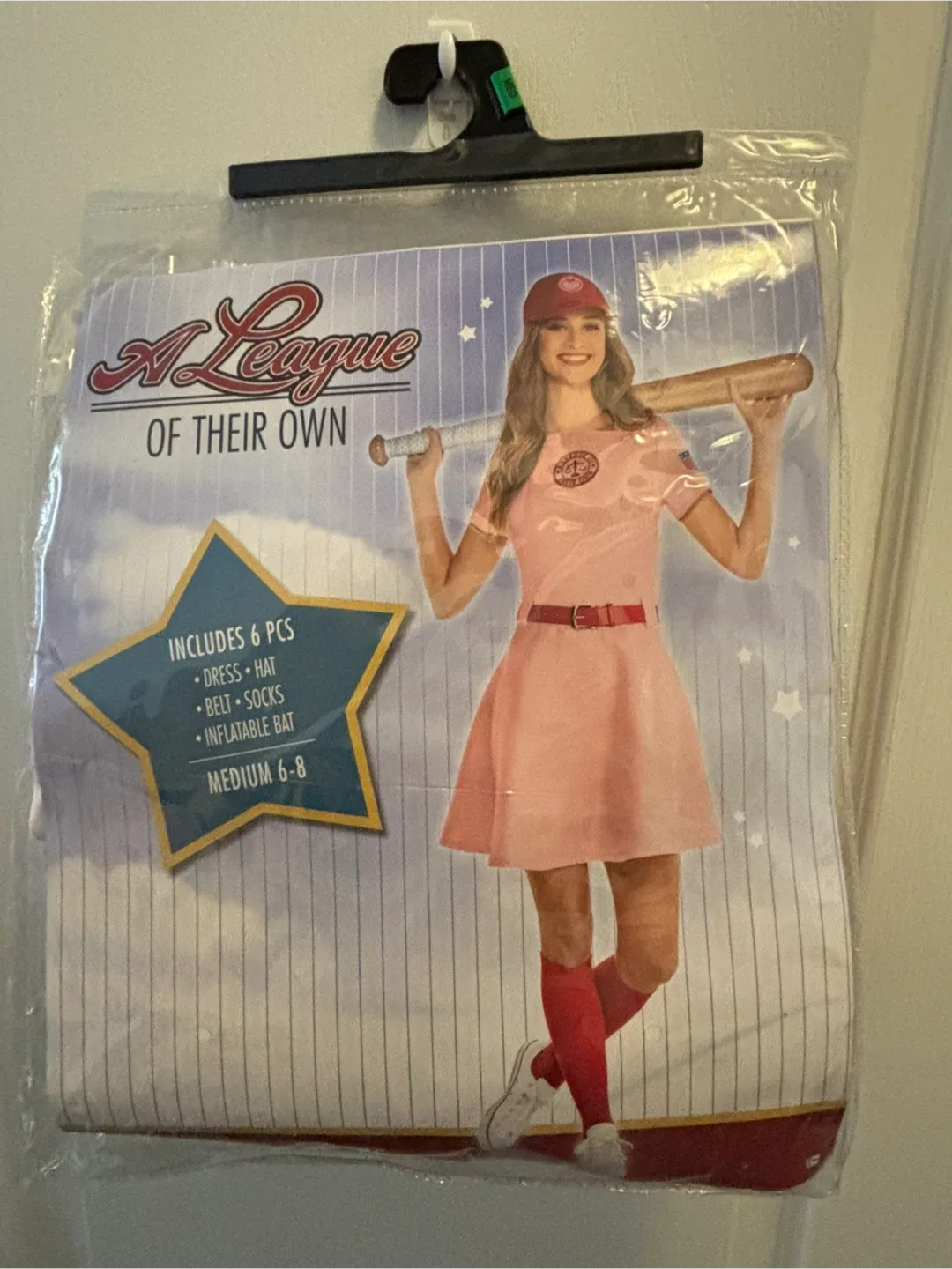 A League of Their Own Costume - Medium (Halloween costume) thumbnail