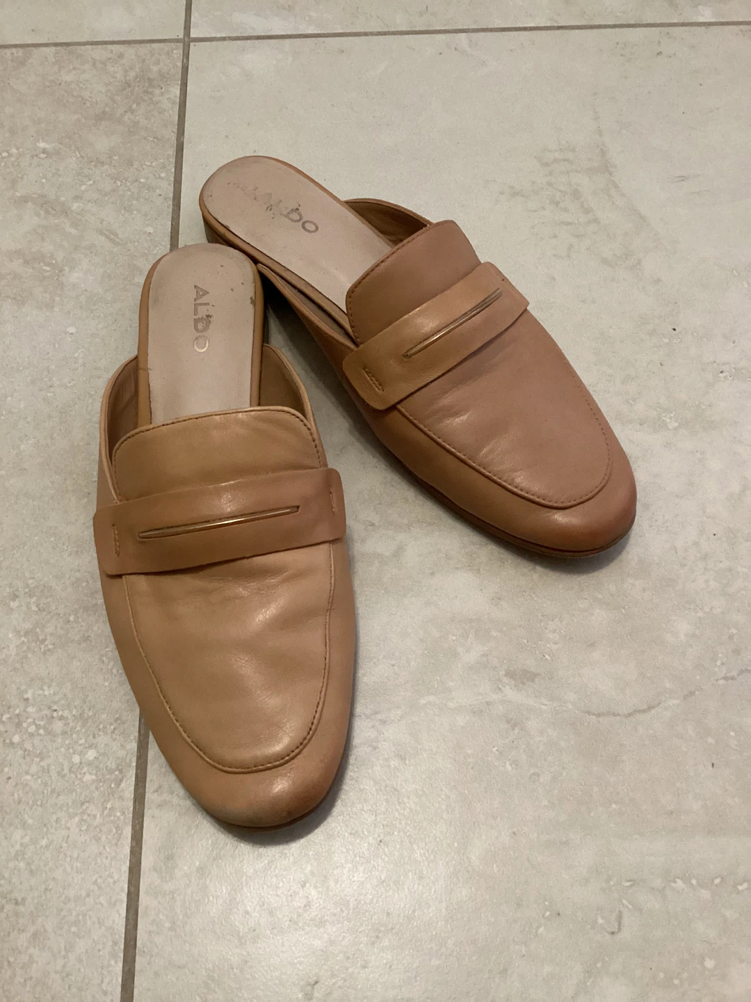 ALDO LEATHER MULE SHOE