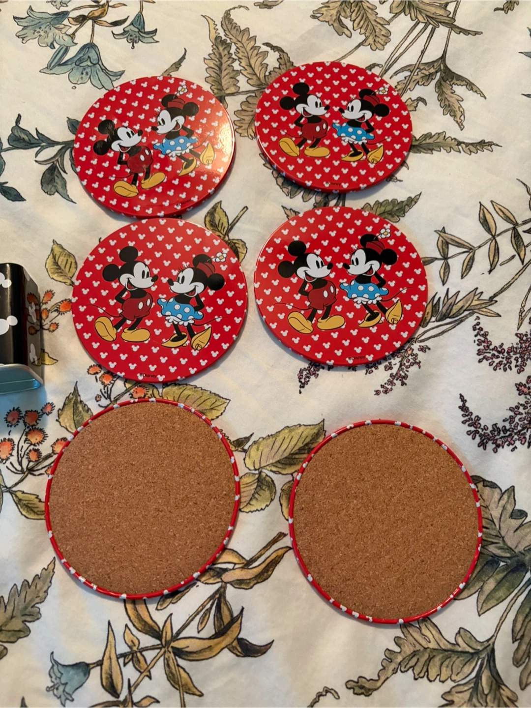 DISNEY Mickey Mouse & Minnie Mouse Coaster set of x6 + holder! - photo 5