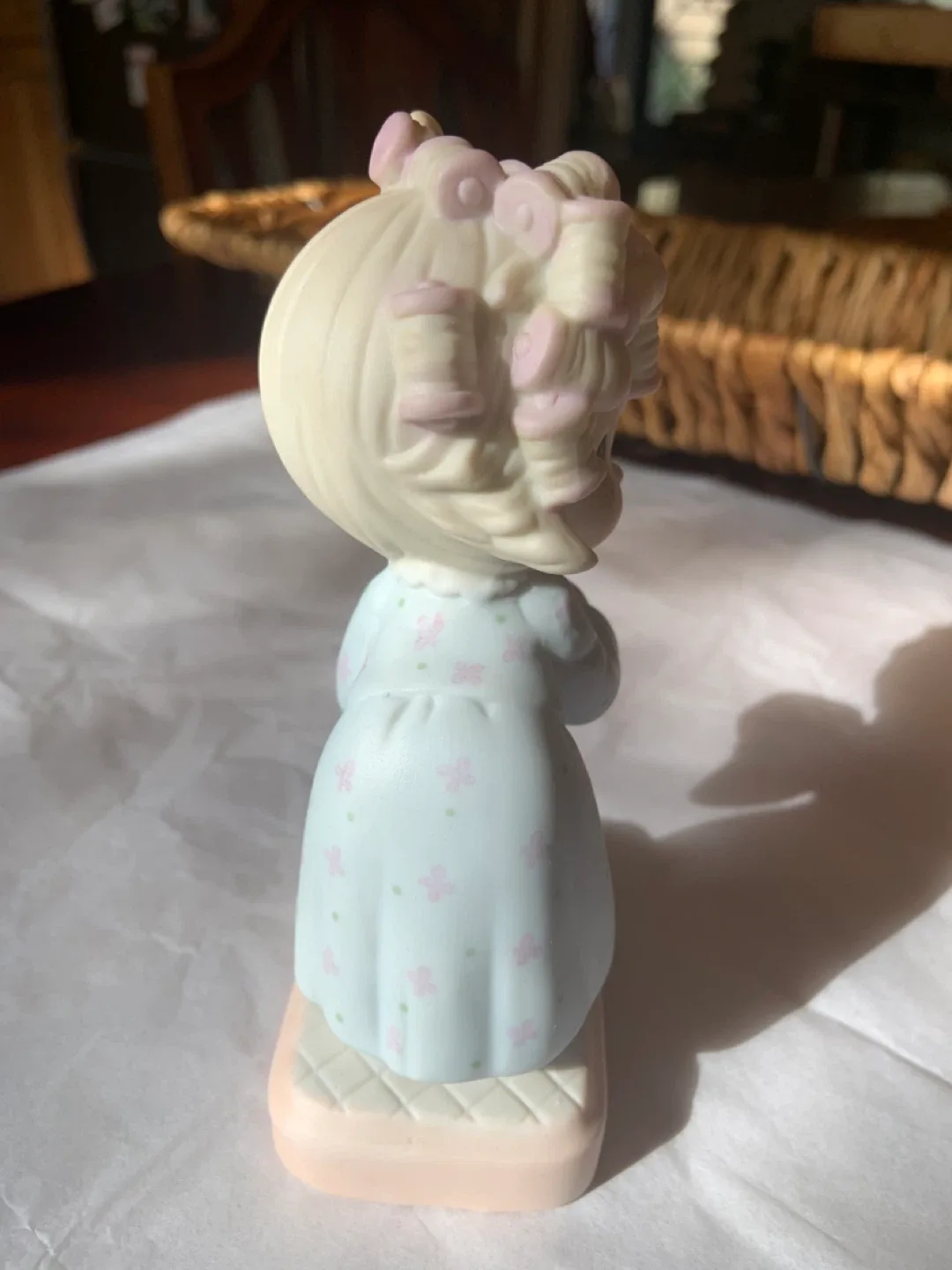 Precious Moments "The Spirit is Willing" Figurine image indicator(4)