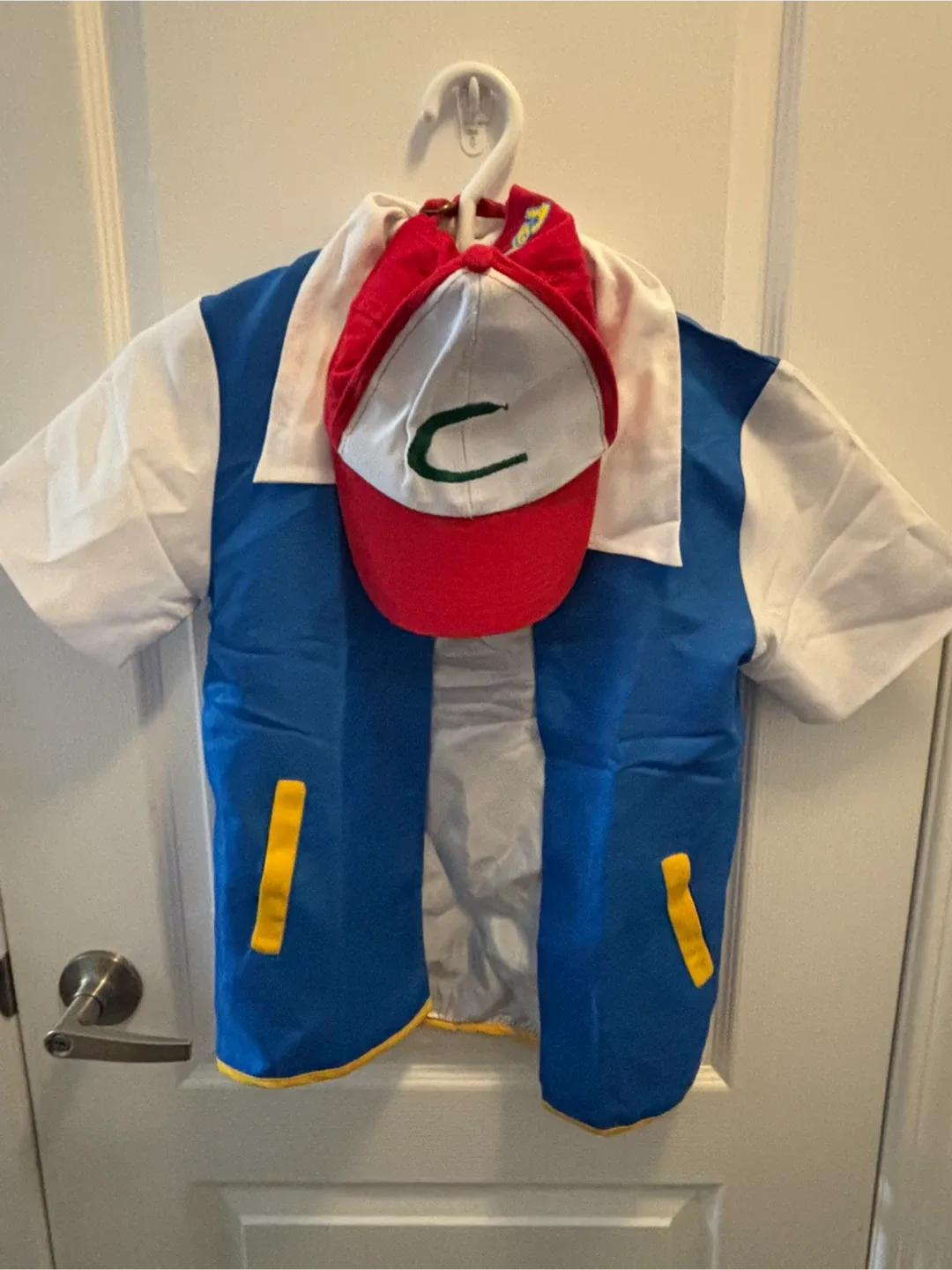 Ash Ketchum Pokémon Costume with Hat