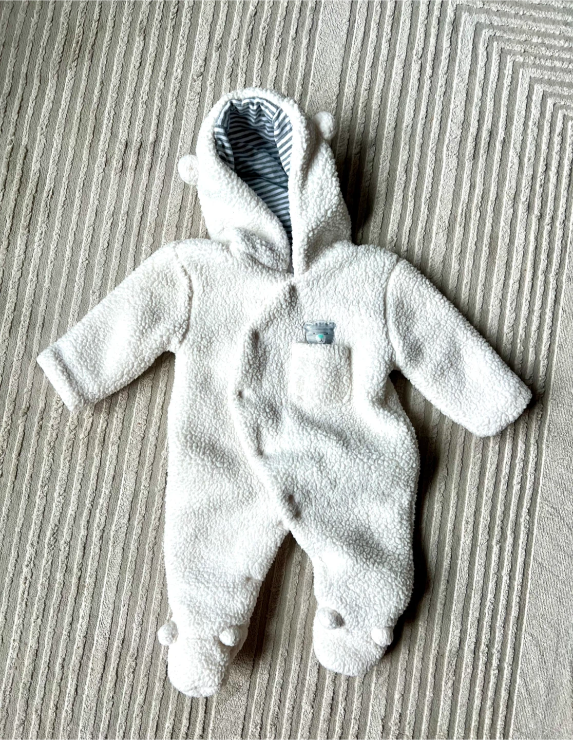 White Bear Cub Onesie - 3-6 Months - photo 3