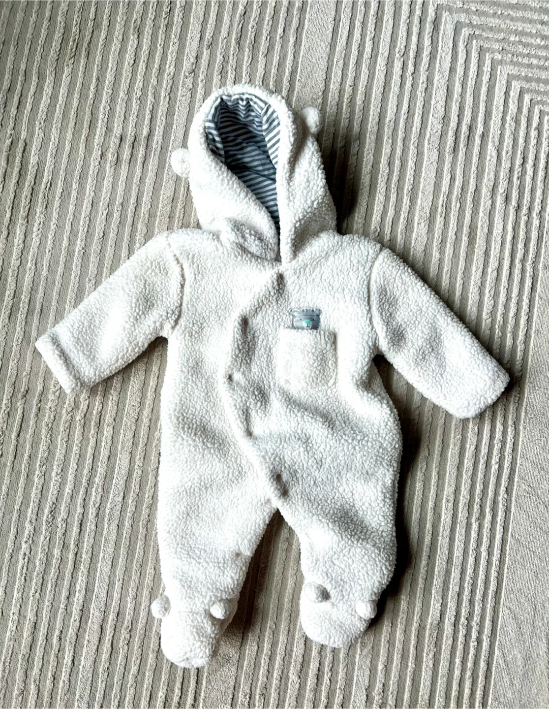 White Bear Cub Onesie - 3-6 Months image indicator(3)