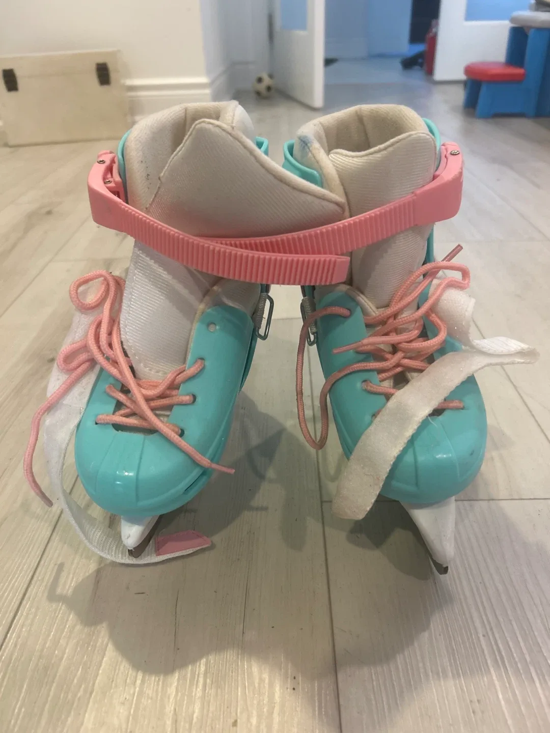 Ryde Adjustable Ice Skates - Size Y12/Y2 image indicator(3)