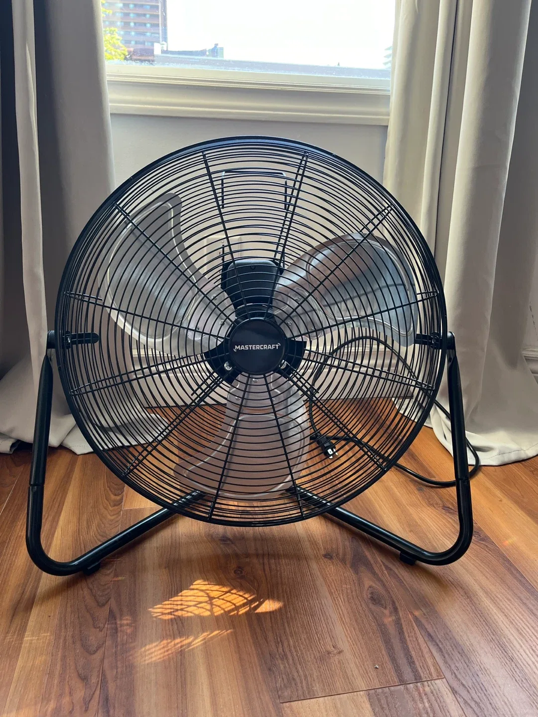 Floor Fan - Mastercraft 20”.