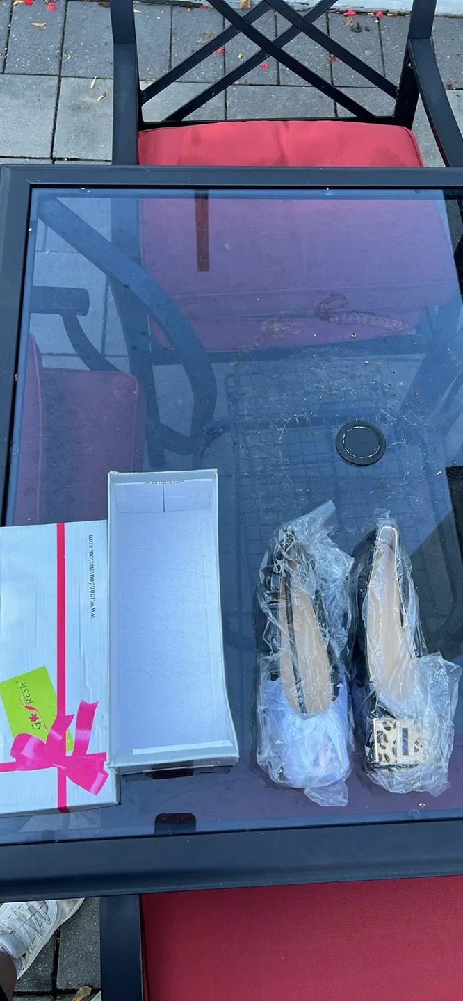 Go Fresh Black Flats - Size 39 image indicator(2)