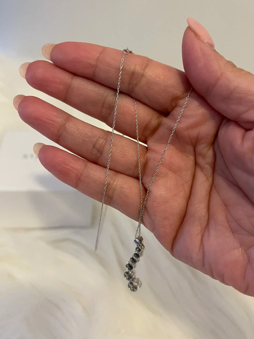 Practically New : 10kt JBWR white gold Diamond .50ctw  Journey image indicator(6)