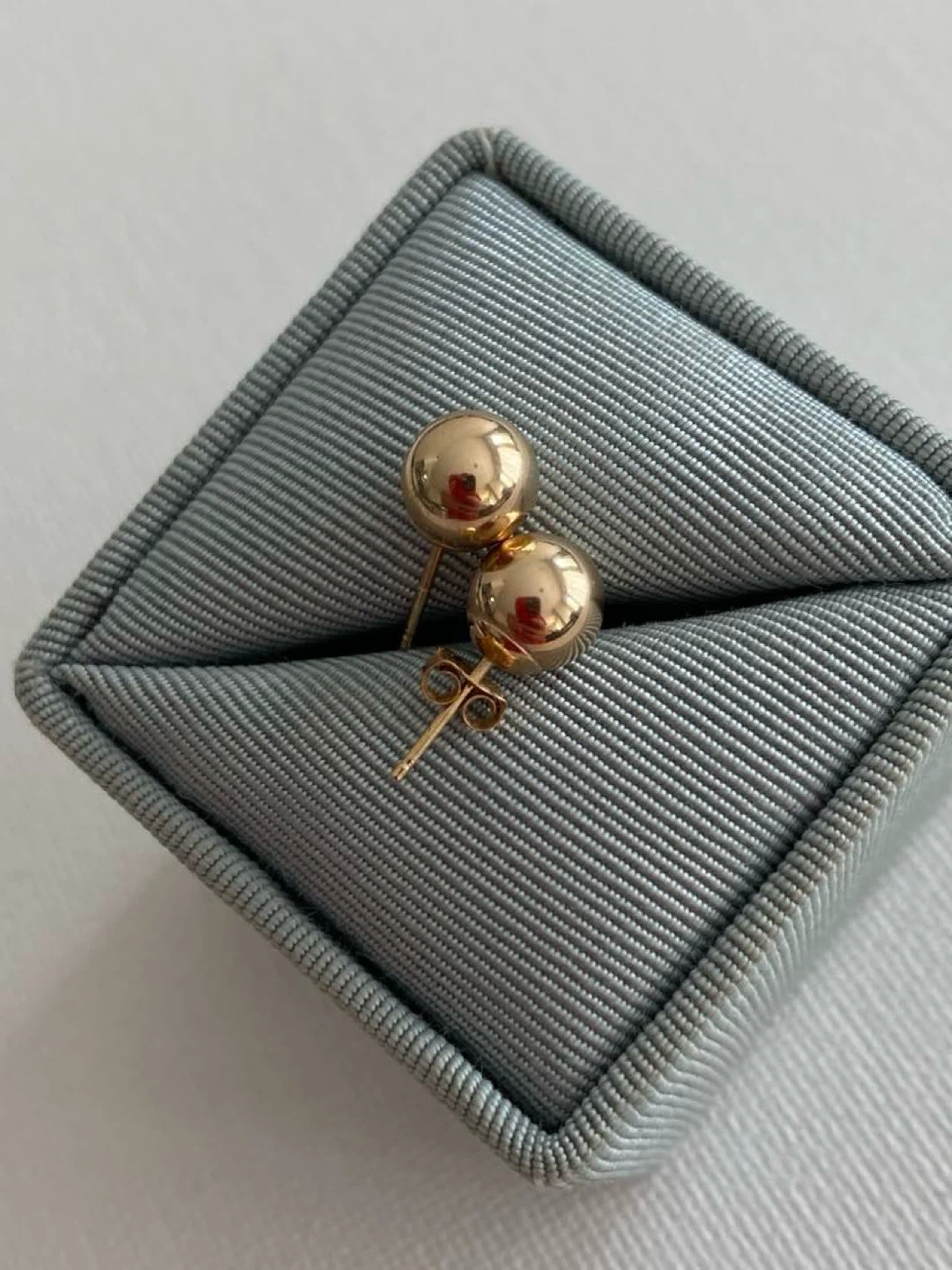 14k YellowGild Elegant Balls Stud Earrings (lightweight)