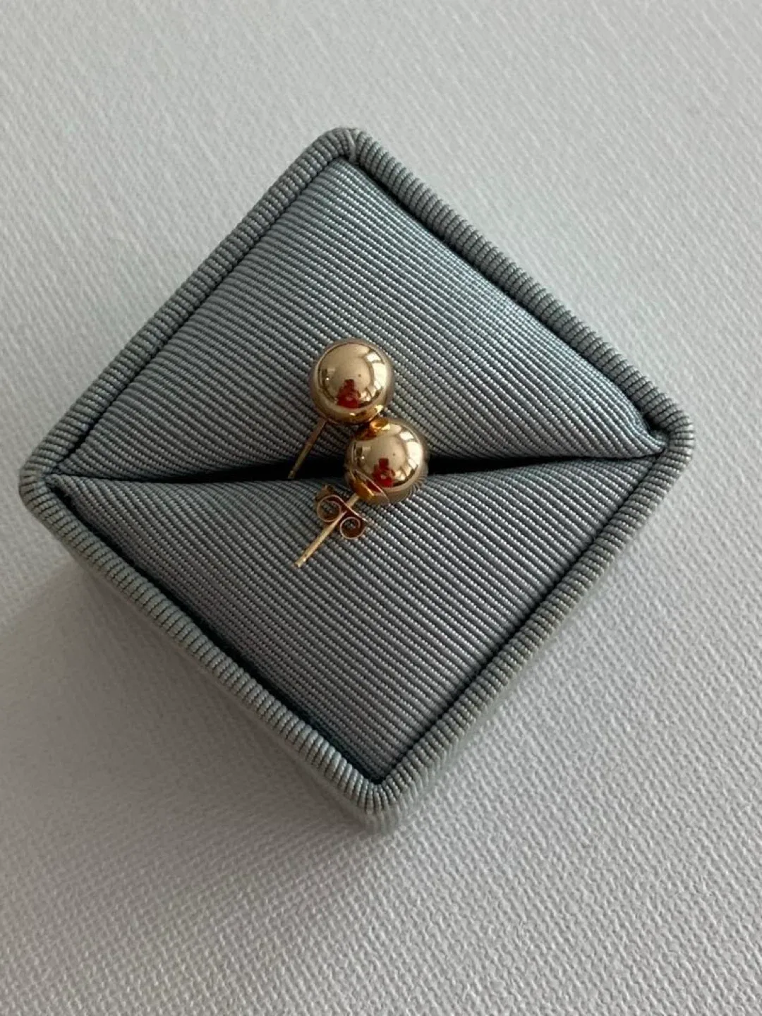 14k YellowGild Elegant Balls Stud Earrings (lightweight) image indicator(6)